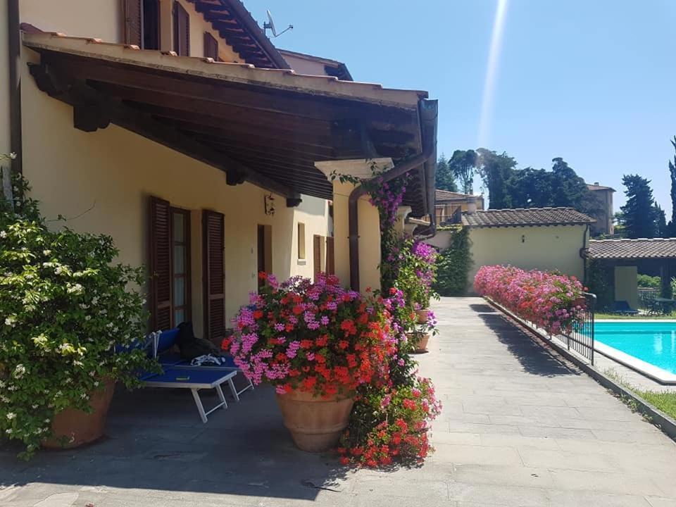 Residence Il Vigneto Lari Exterior photo